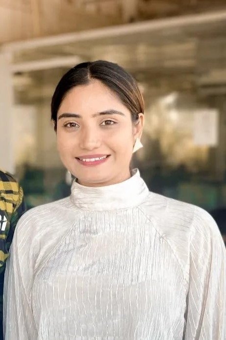 بازیگر Khushboo Atre  