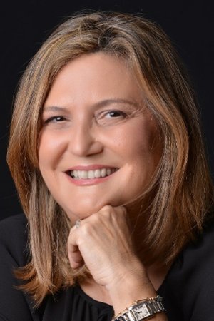 بازیگر Binnur Karaevli  