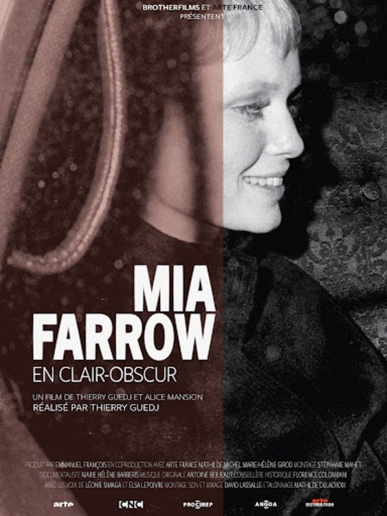 Mia Farrow, en clair-obscur