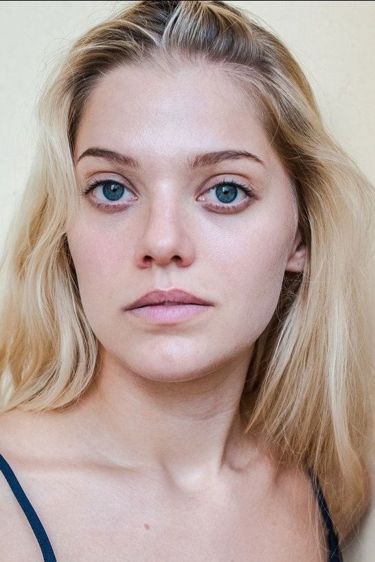 بازیگر Sophie Karbjinski  