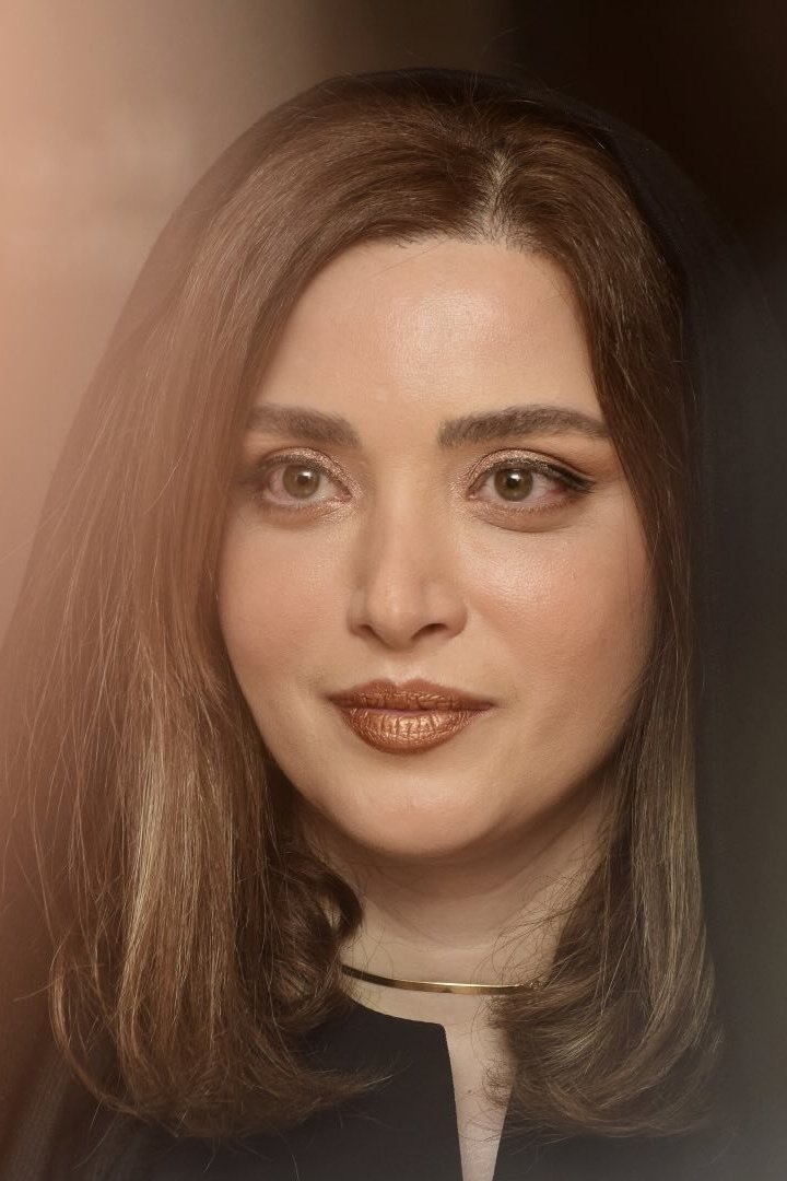 بازیگر Behnoosh Tabatabaei  