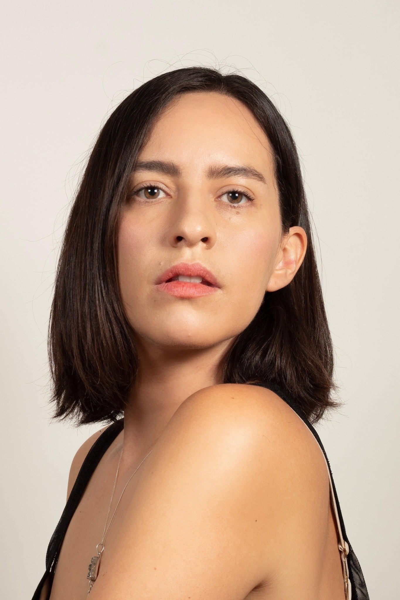 بازیگر Yael Albores  