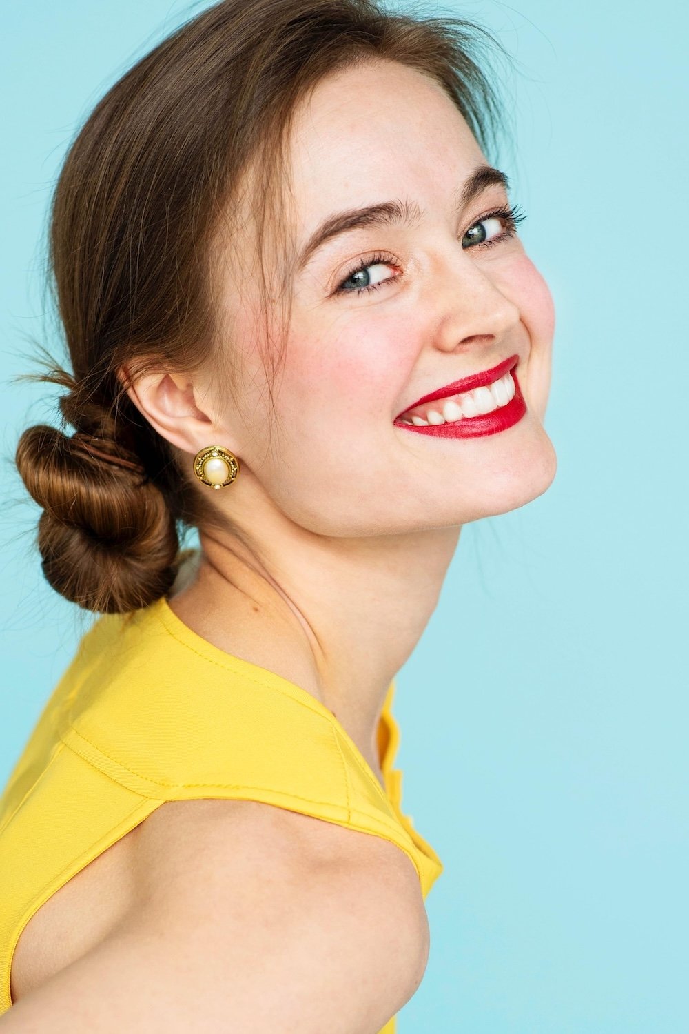 بازیگر Shannon Loewen  