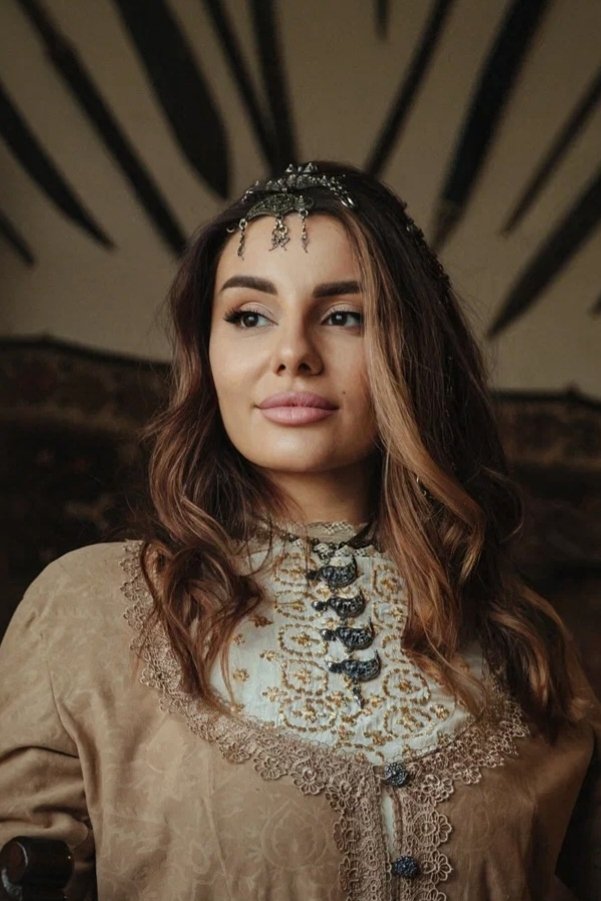 بازیگر Sati Janibekyan  