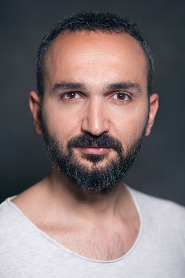 بازیگر Gökhan Yıkılkan  