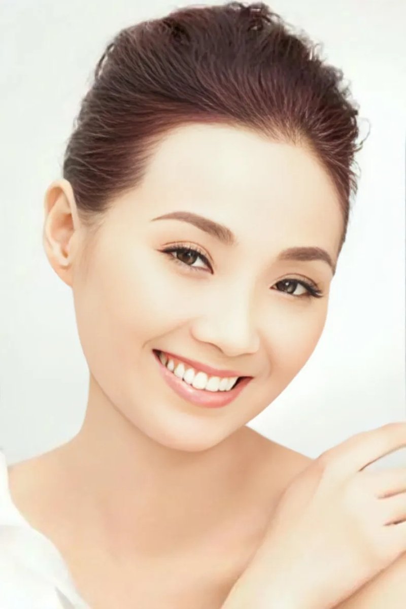 بازیگر Maple Hui Chau-Yi  