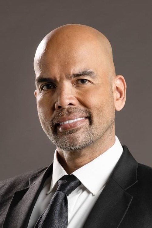 بازیگر Benjie Paras  