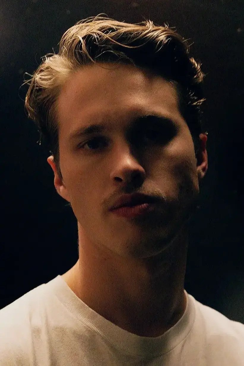 بازیگر Ryan Beatty  