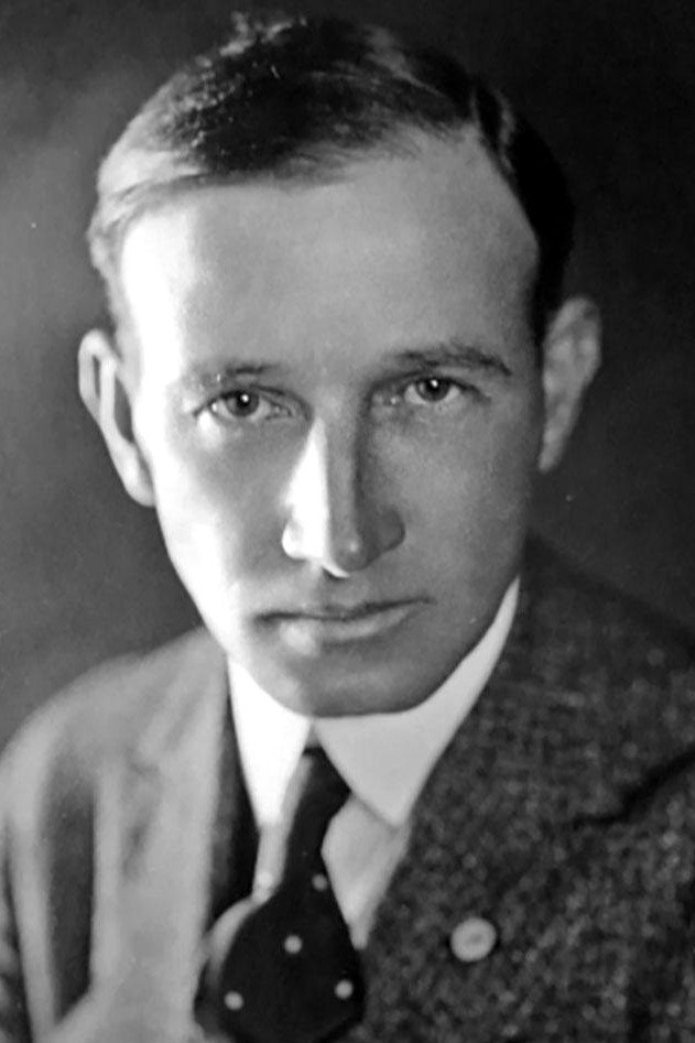 بازیگر William A. Carroll  