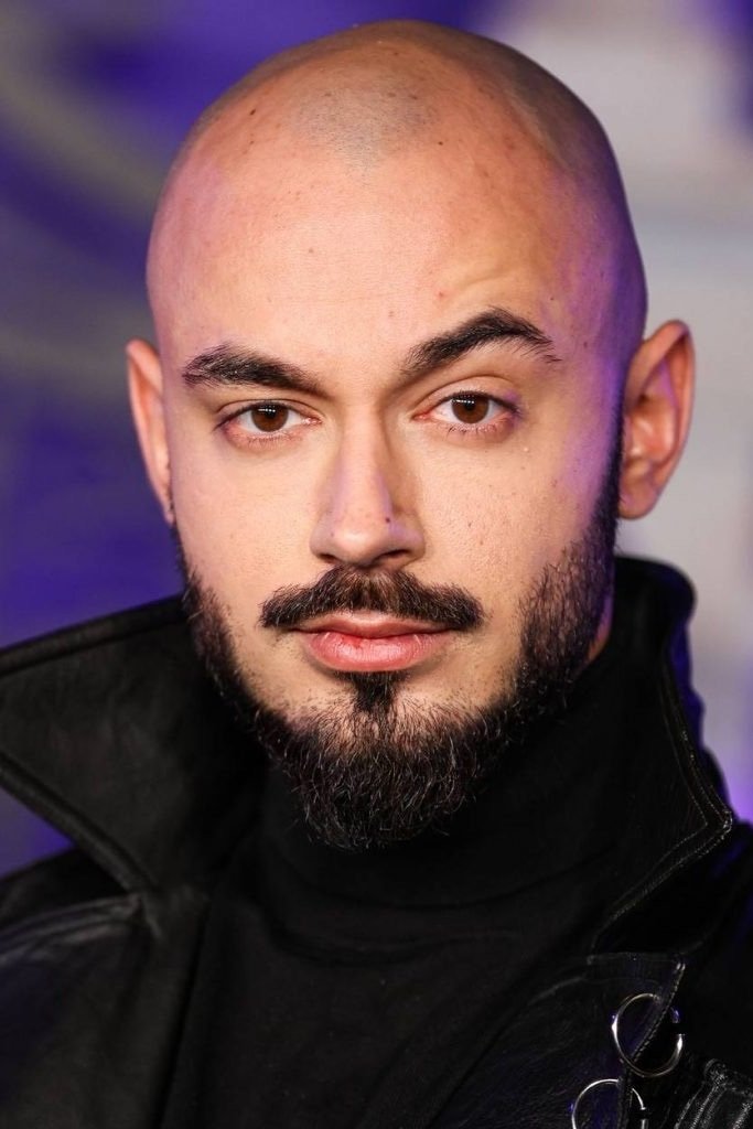 بازیگر Victor Dorobantu  