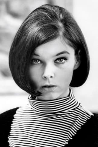 بازیگر Yvonne Craig  