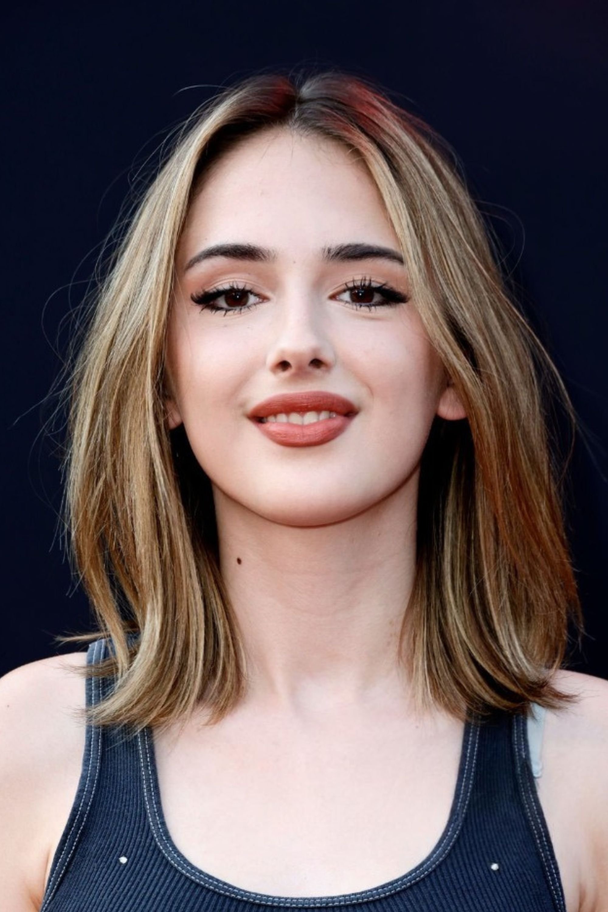 بازیگر Julia Butters  