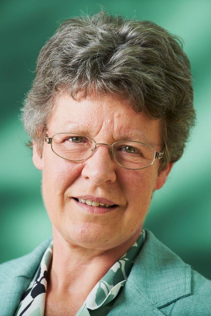 بازیگر Jocelyn Bell Burnell  