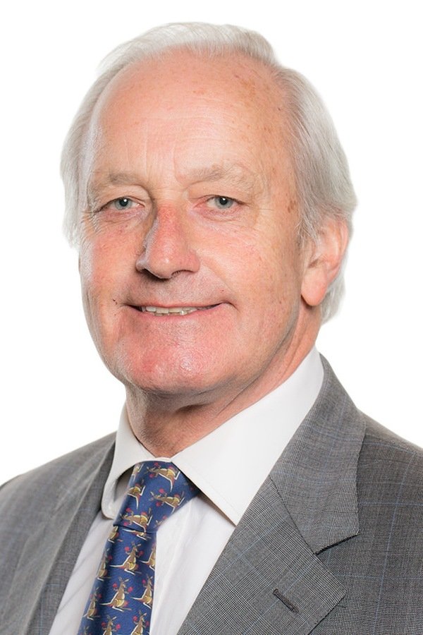 بازیگر Neil Hamilton  