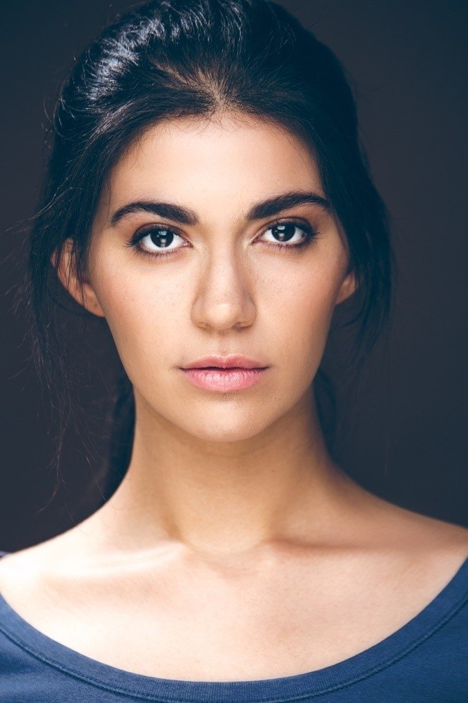 بازیگر Ava Ticotin  