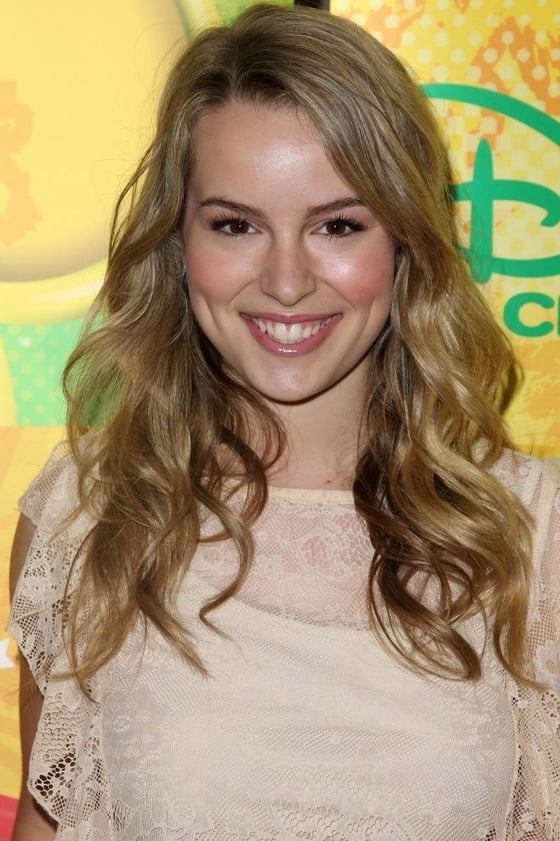 بازیگر Bridgit Mendler  