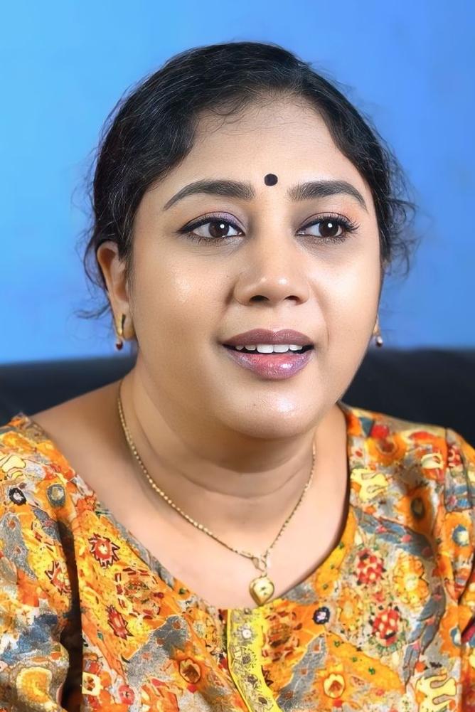 بازیگر Shanthi Anandraj  