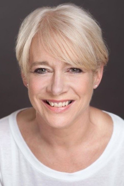 بازیگر Angela Forrest  