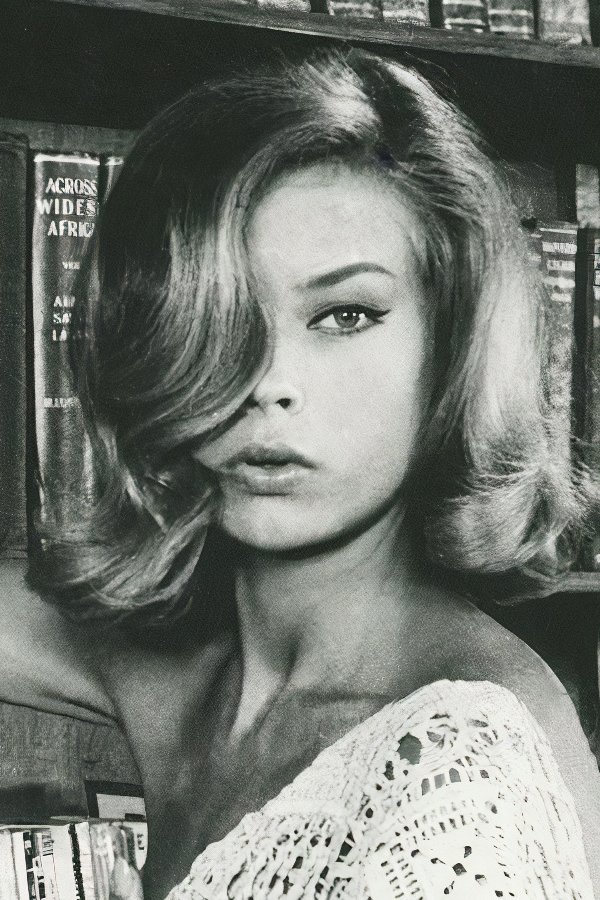 بازیگر Heidi Balzer  