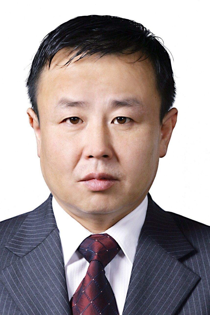 بازیگر 최용팔  