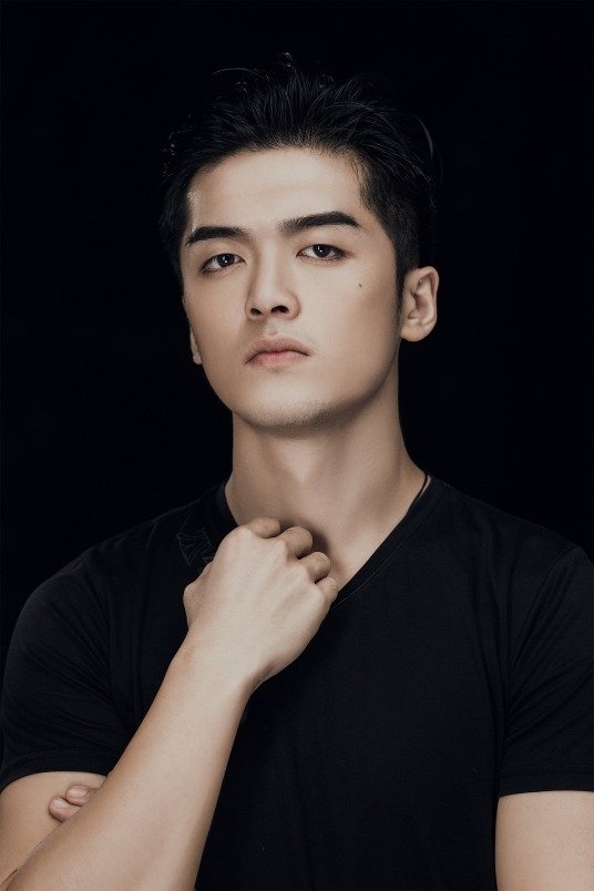 بازیگر Pei Gen Wang/王培根  