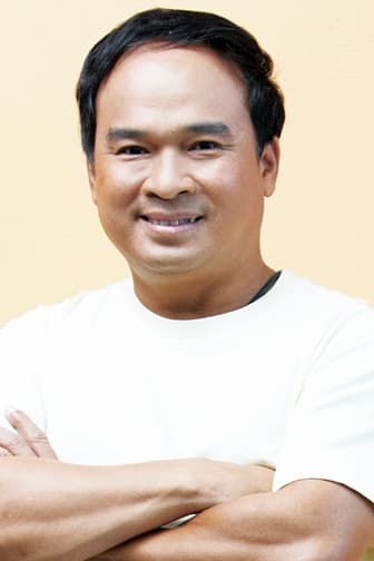 بازیگر Thongchai Prasongsanti  