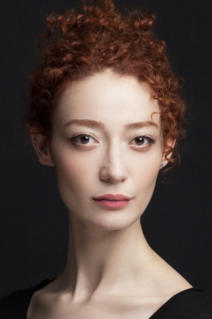 بازیگر Özlem Öçalmaz  