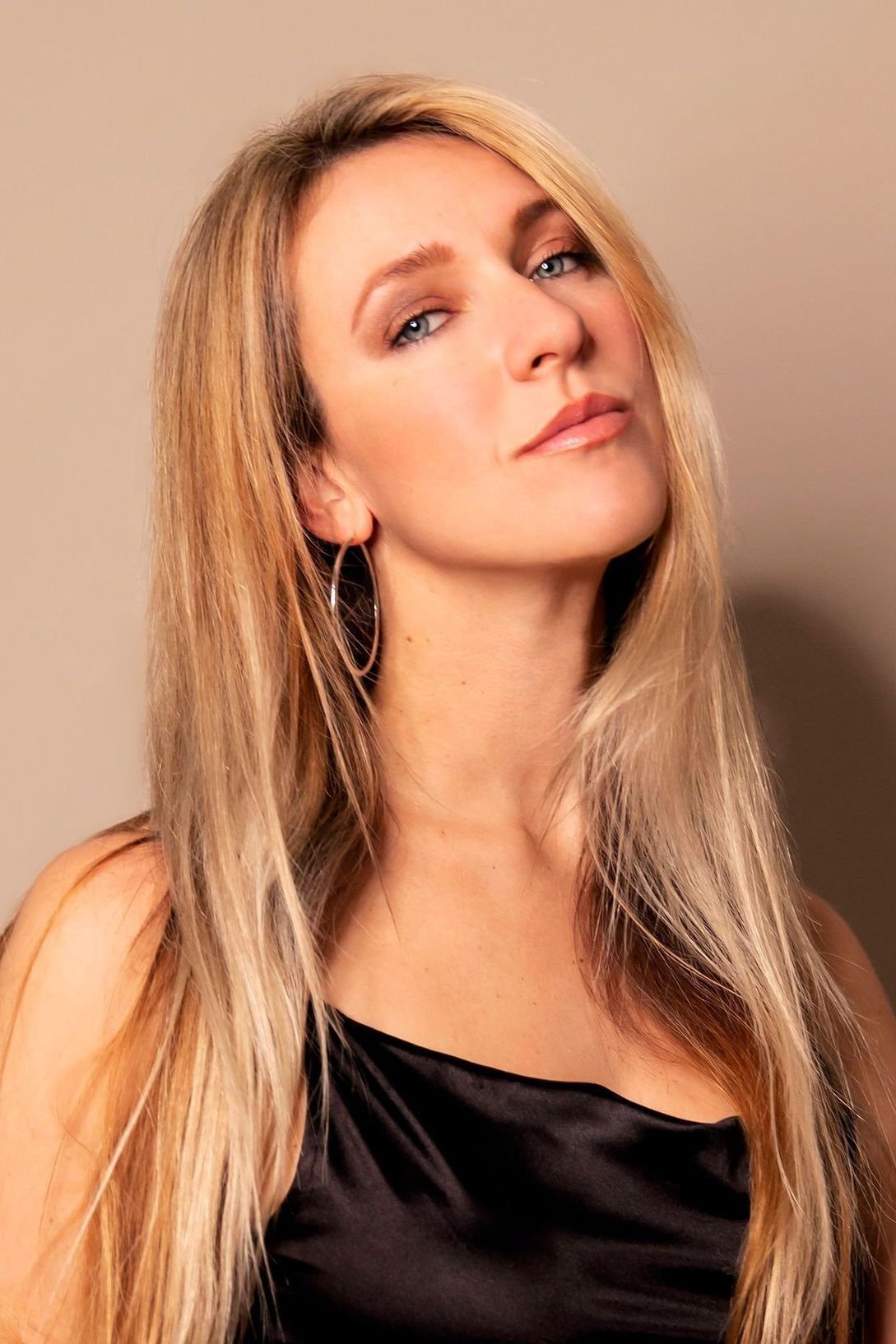 بازیگر Juliet Hantig  