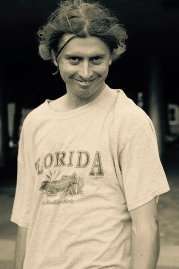 بازیگر Simon Källkvist  