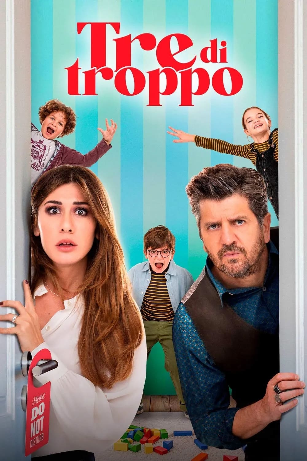 Tre di troppo | Tre di troppo