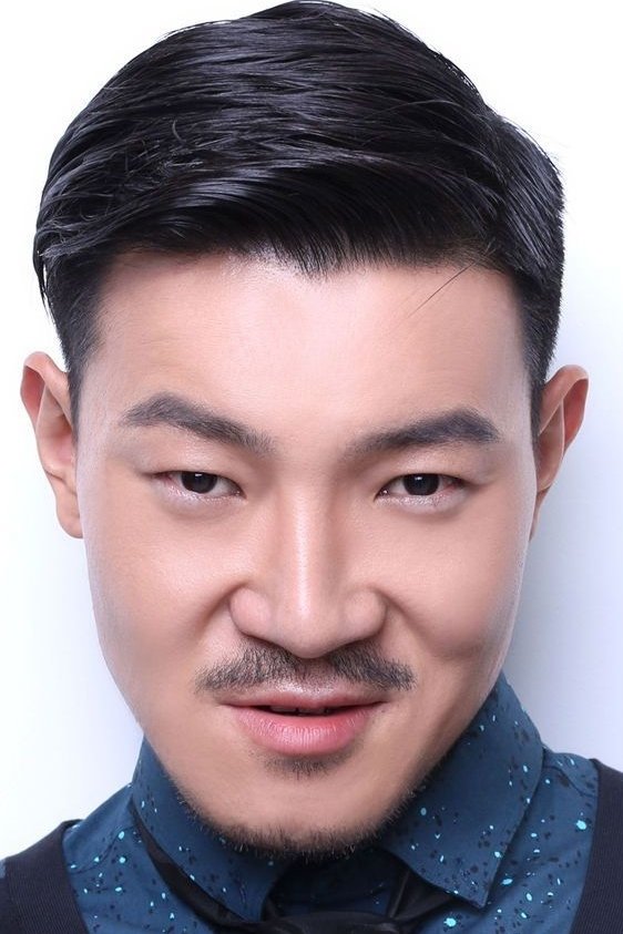 بازیگر Yan Xiang  