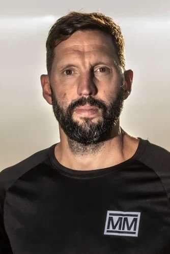 بازیگر Tobias Karlsson  