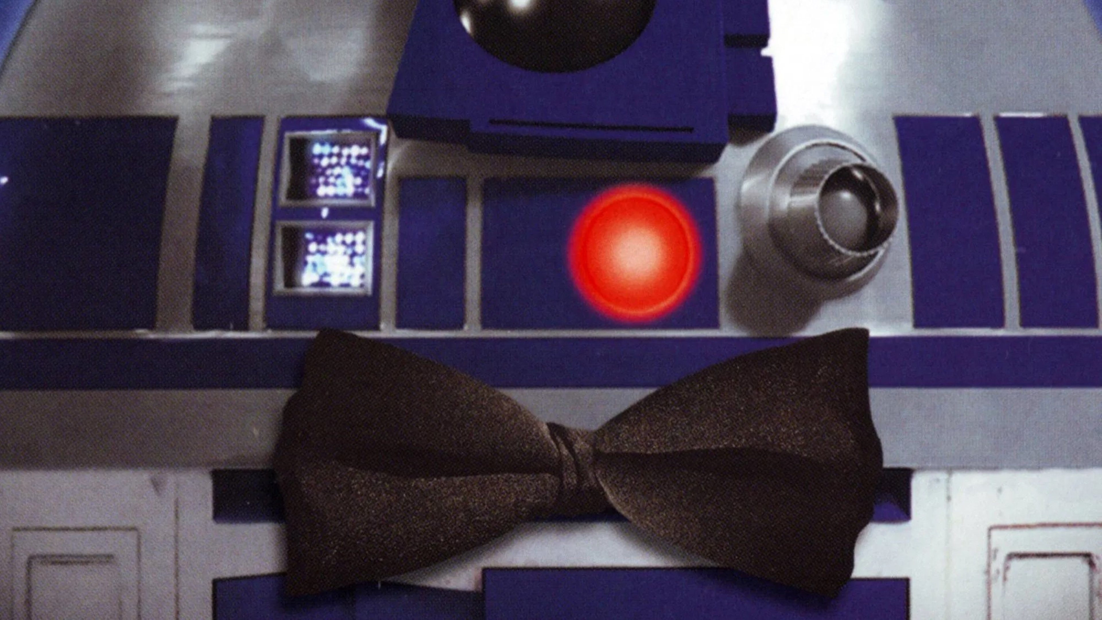 R2-D2: Beneath the Dome|R2-D2: Beneath the Dome