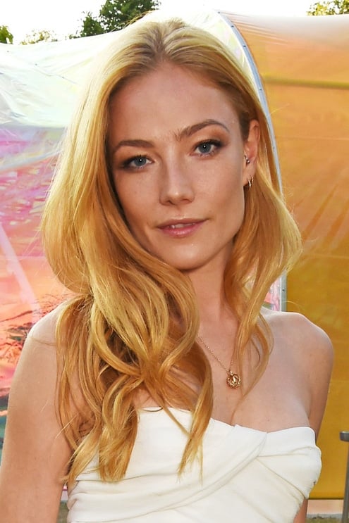 بازیگر Clara Paget  