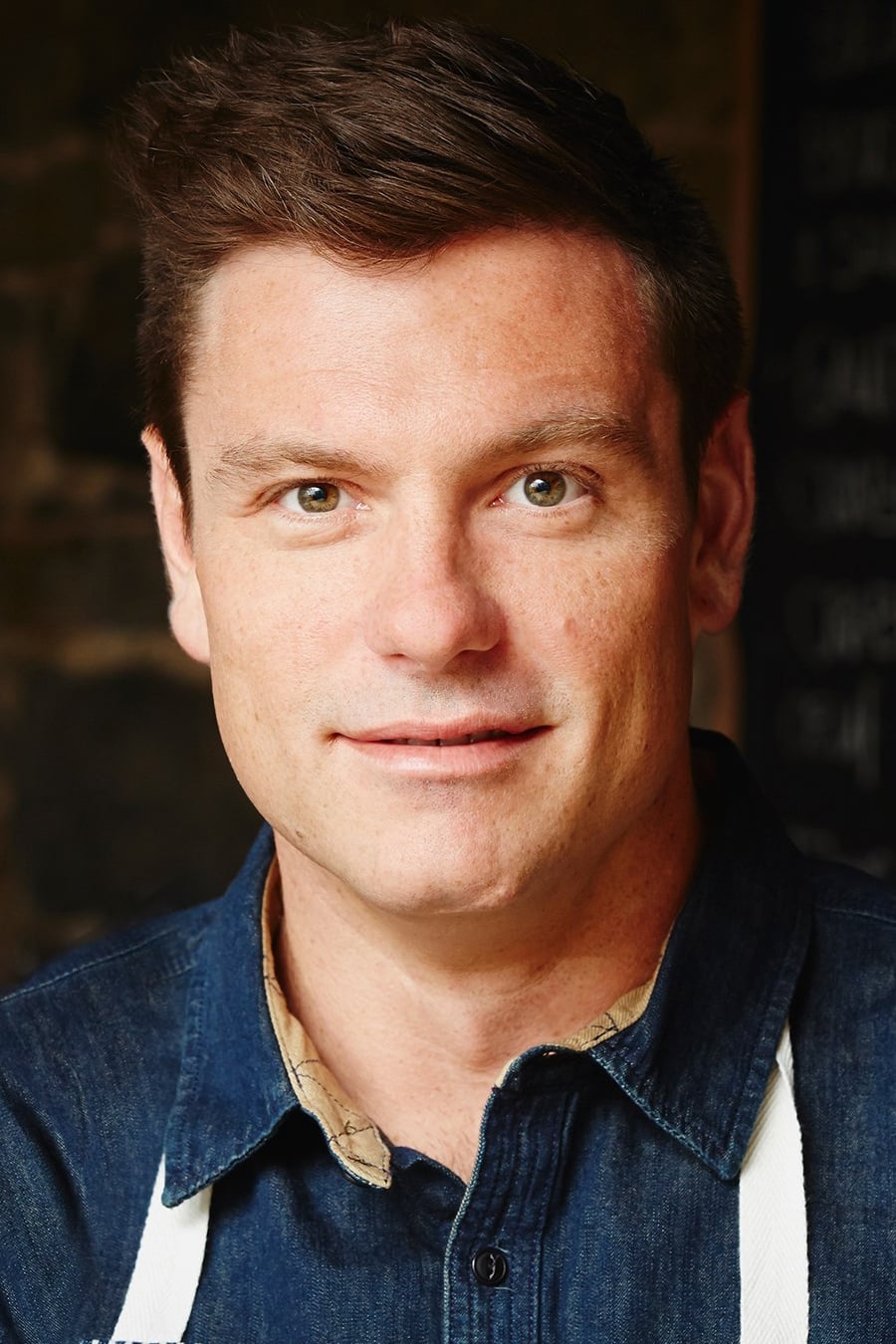 بازیگر Chuck Hughes  