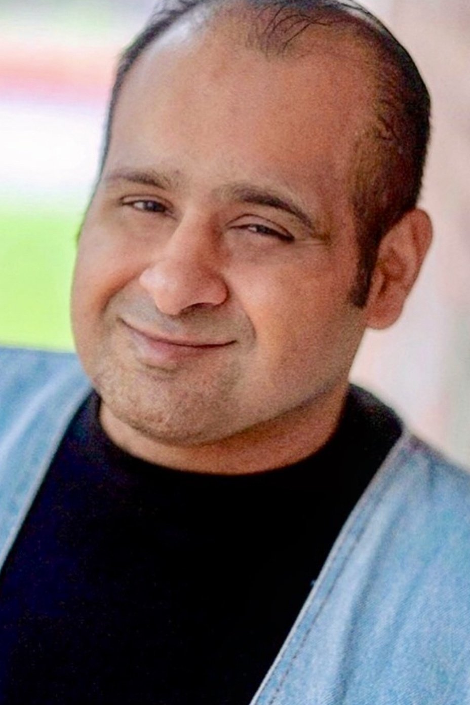 بازیگر Johnny Dewan  