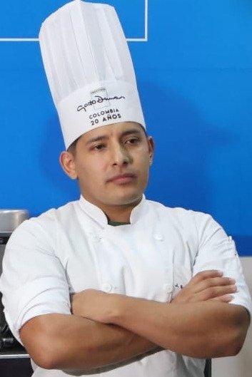 بازیگر Sebastian Martinez Cifuentes  