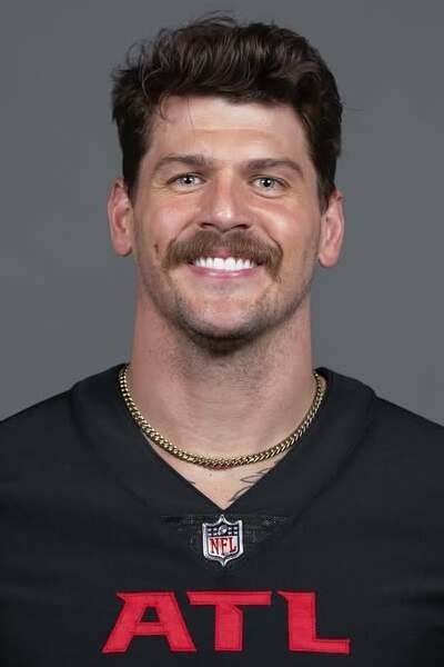 بازیگر Taylor Lewan  