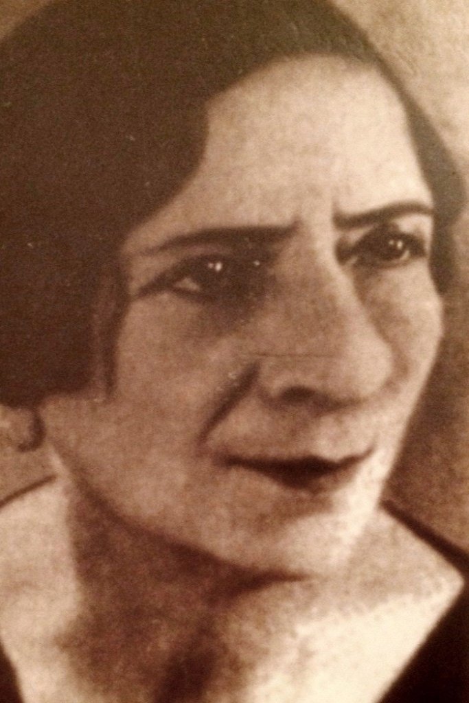 بازیگر Nina Manucharian  