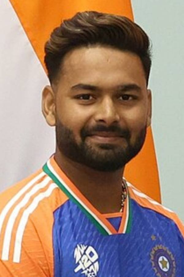 بازیگر Rishabh Pant  