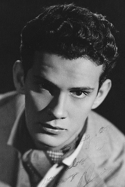 بازیگر Oscar Felipe  
