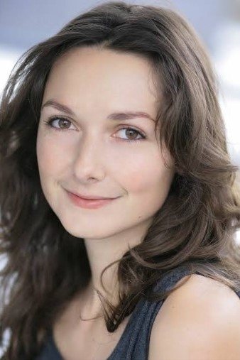 بازیگر Isobel Pravda  