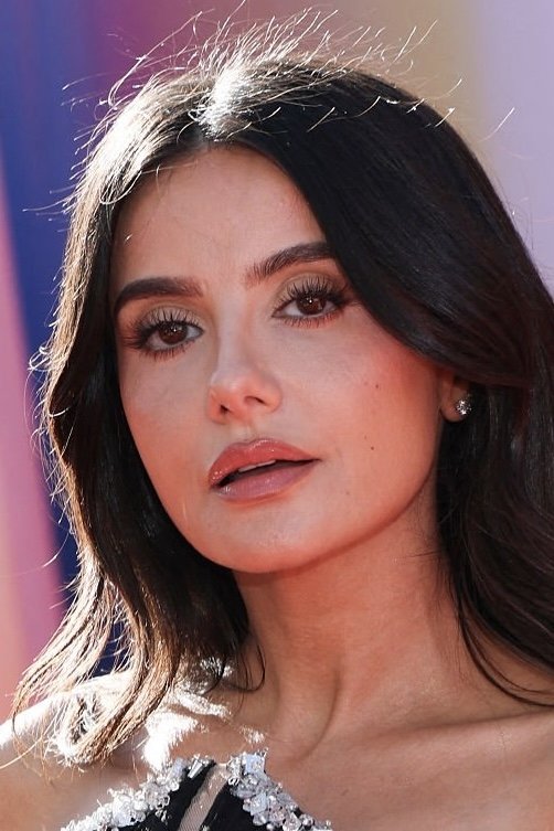 بازیگر Mikaela Hoover  