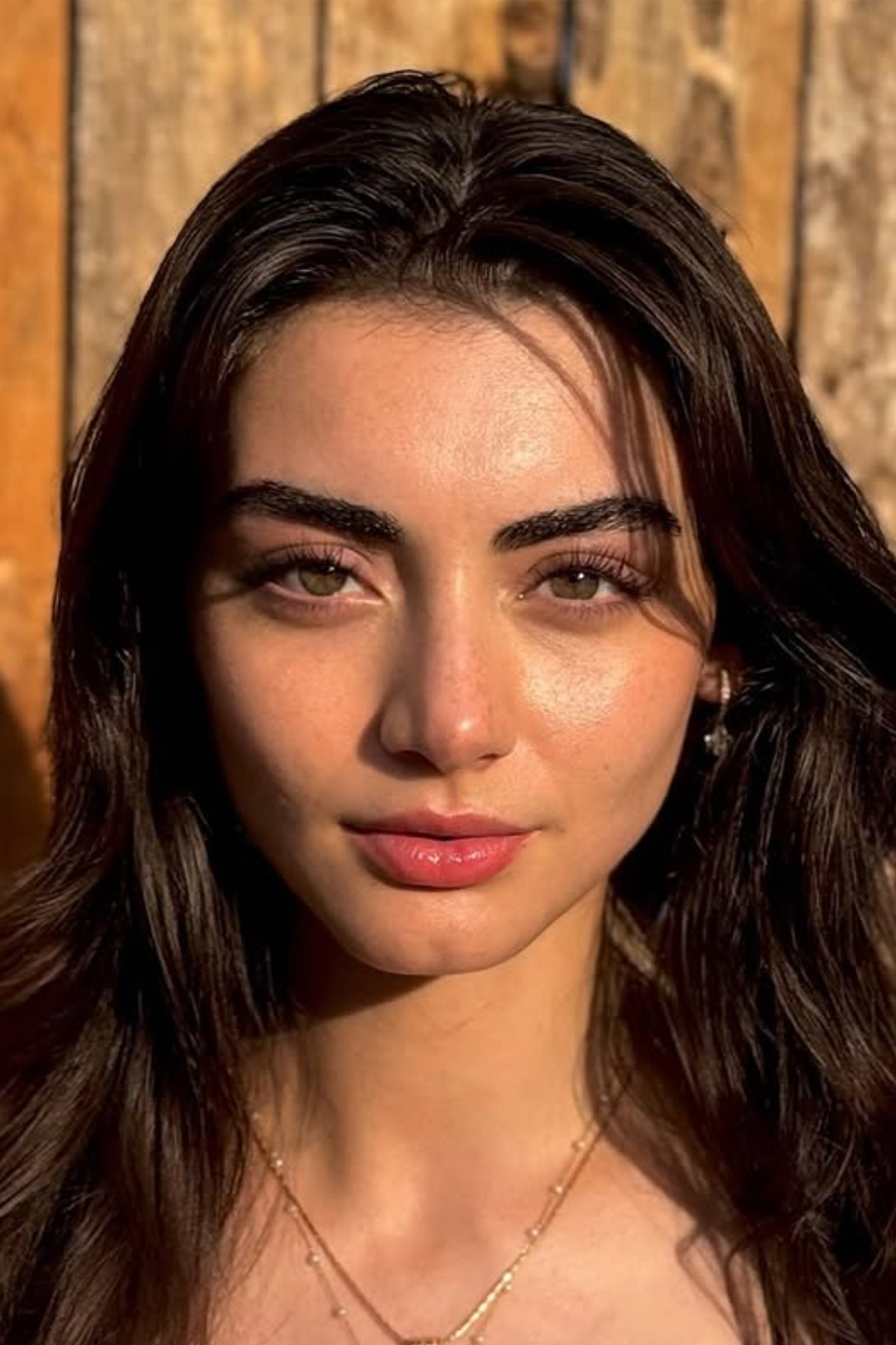 بازیگر Özge Törer  