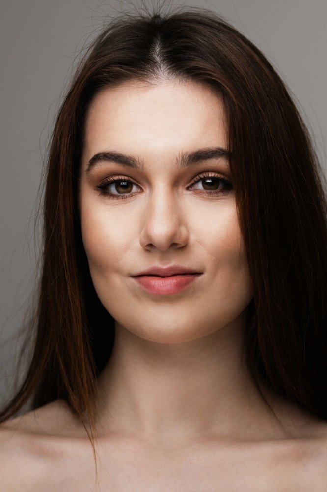 بازیگر Eszter Katona  