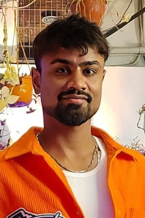 بازیگر Karthik Sathish Kumar  
