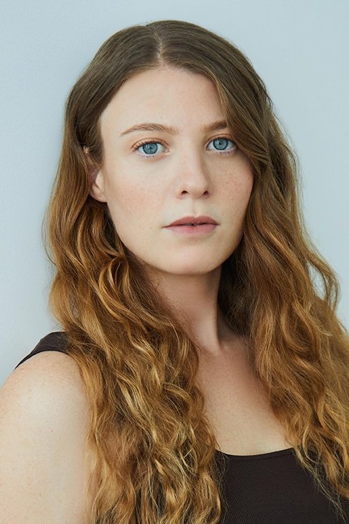 بازیگر Olivia Beardsley  