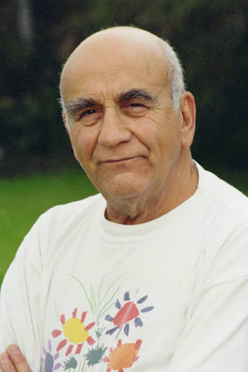 بازیگر Warren Mitchell  