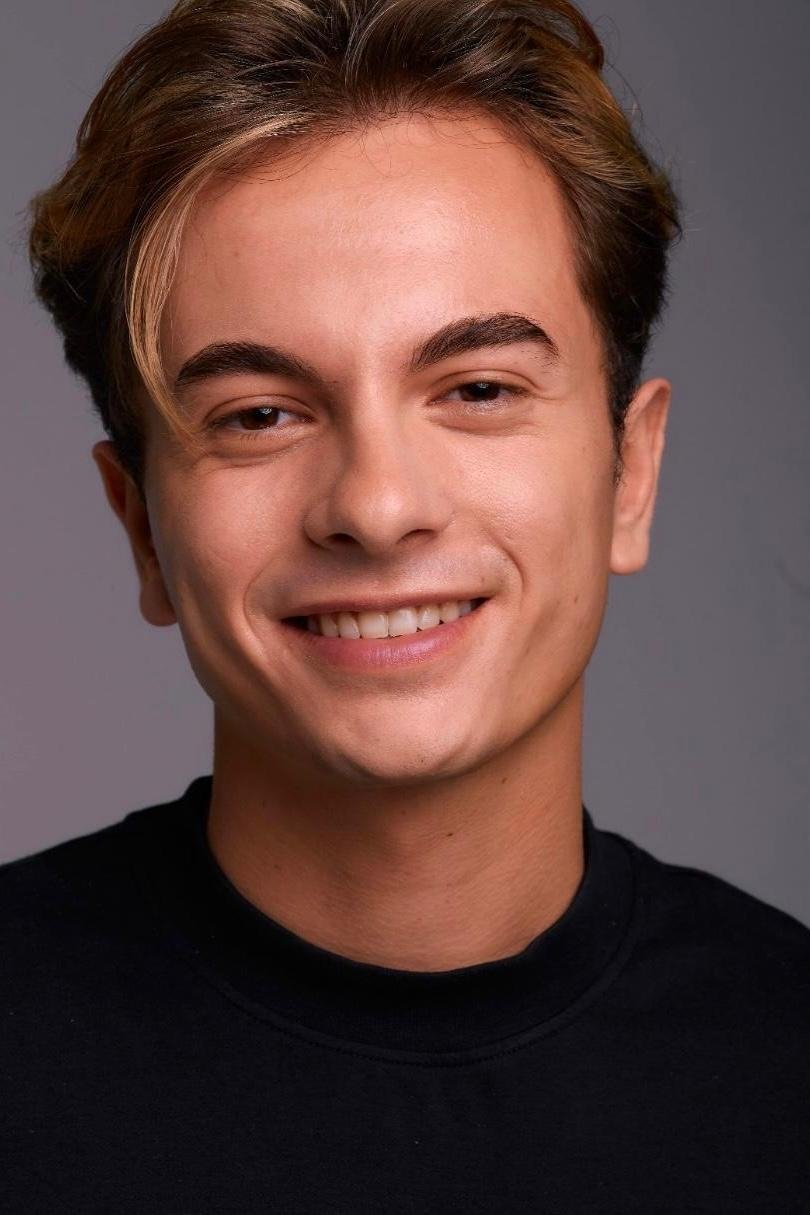 بازیگر Sebastián Muñoz  