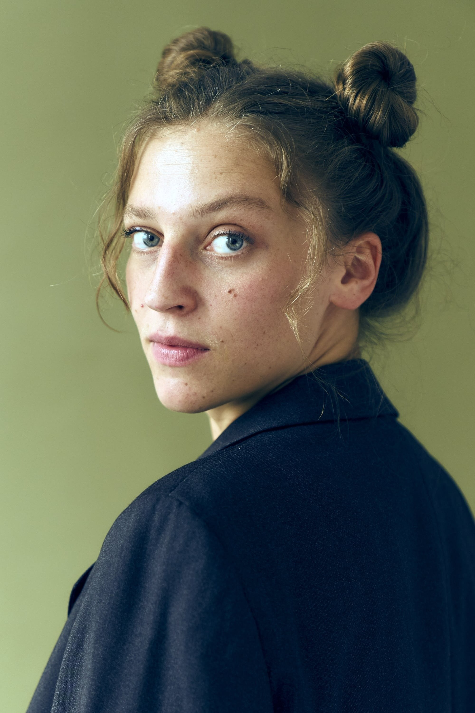 بازیگر Laura-Sophie Warachewicz  